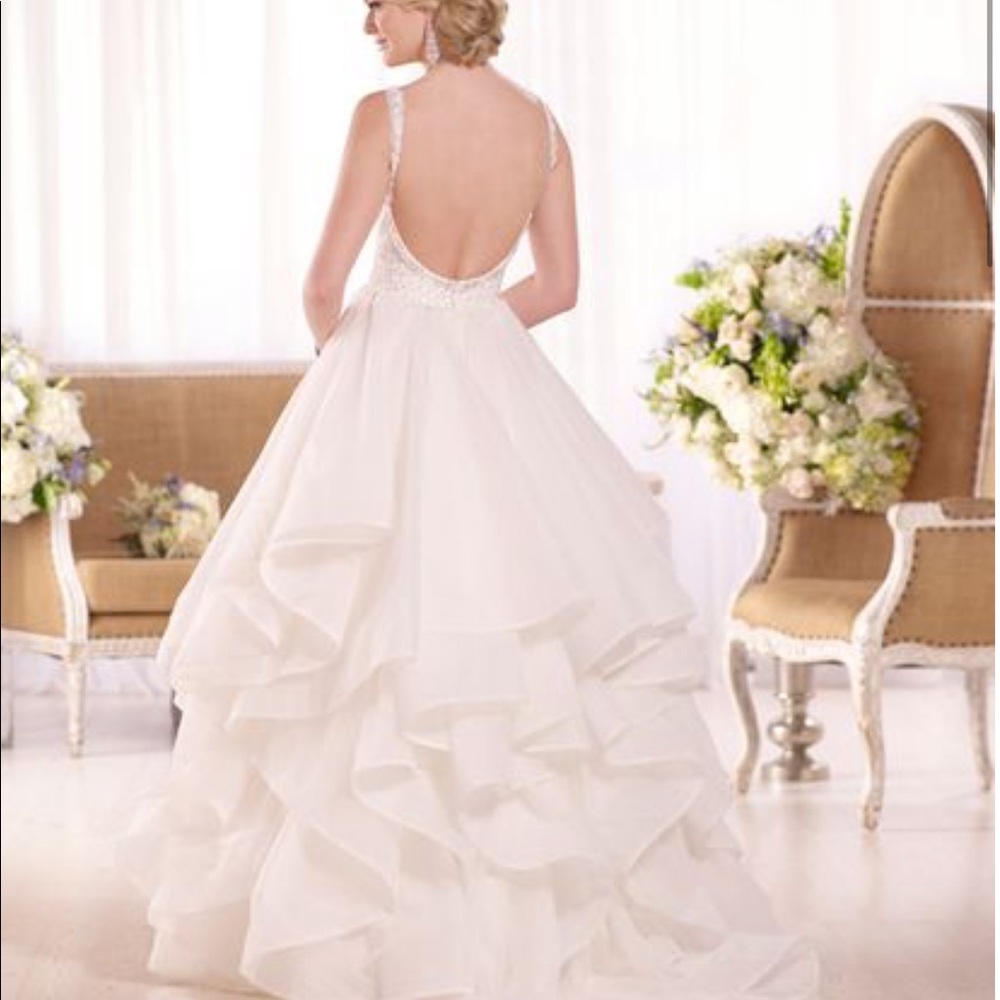 Wedding gown